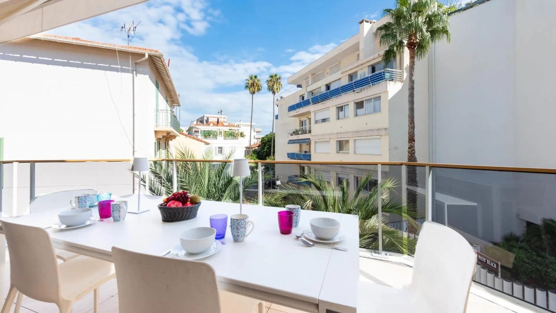 3-Br Apartment With Pool Parking & Beaches 100M Away Cannes France